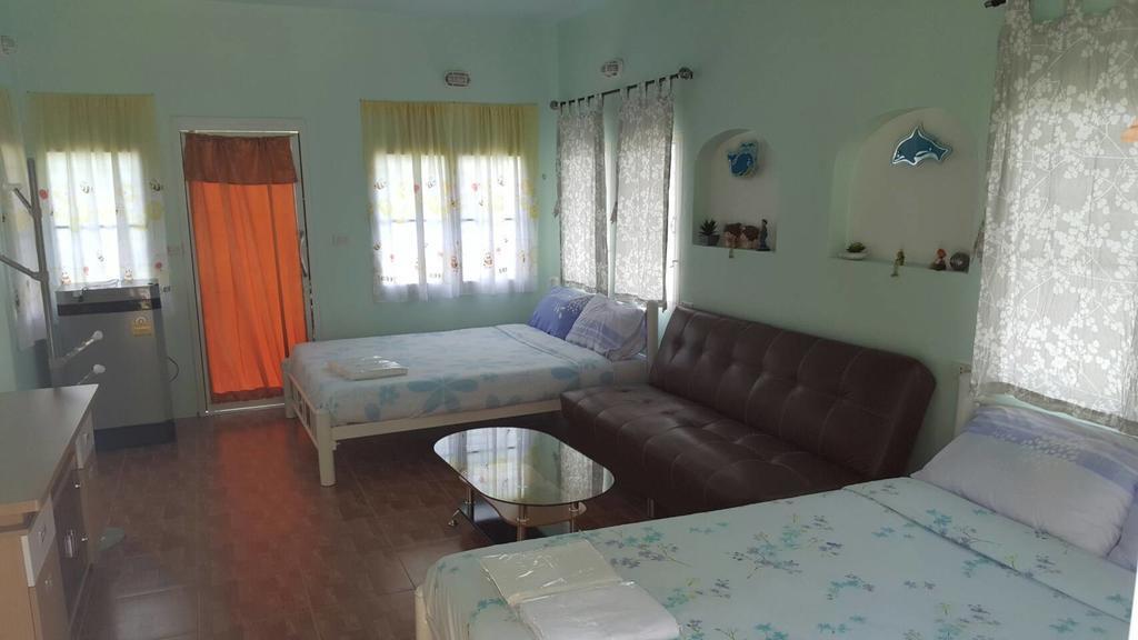 Hotel Phloenlom Chomdao Ban Kha Exteriér fotografie